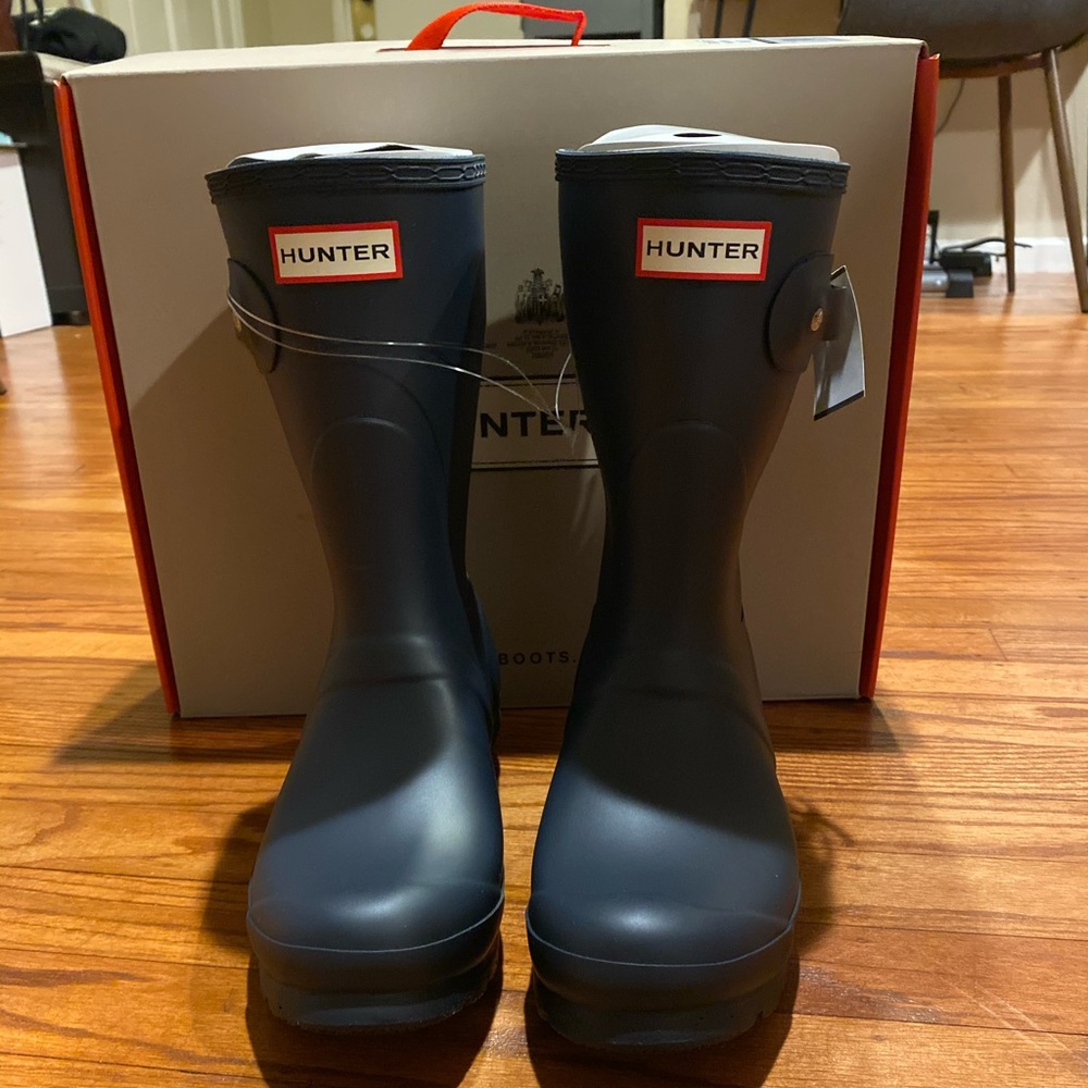 Hunter Original Short Rain Boot in Navy